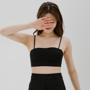 Minimalist Chic! Ruched Lightly-Lined Seamless Midi Strapless Wireless Bra in Black