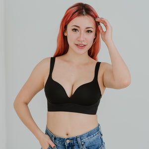 Support Plus! Low-Plunge U-Back Wireless Bra in Black