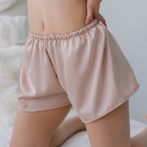 Luxurious Cooling Crease-less Satin Shorts in Champagne Mist