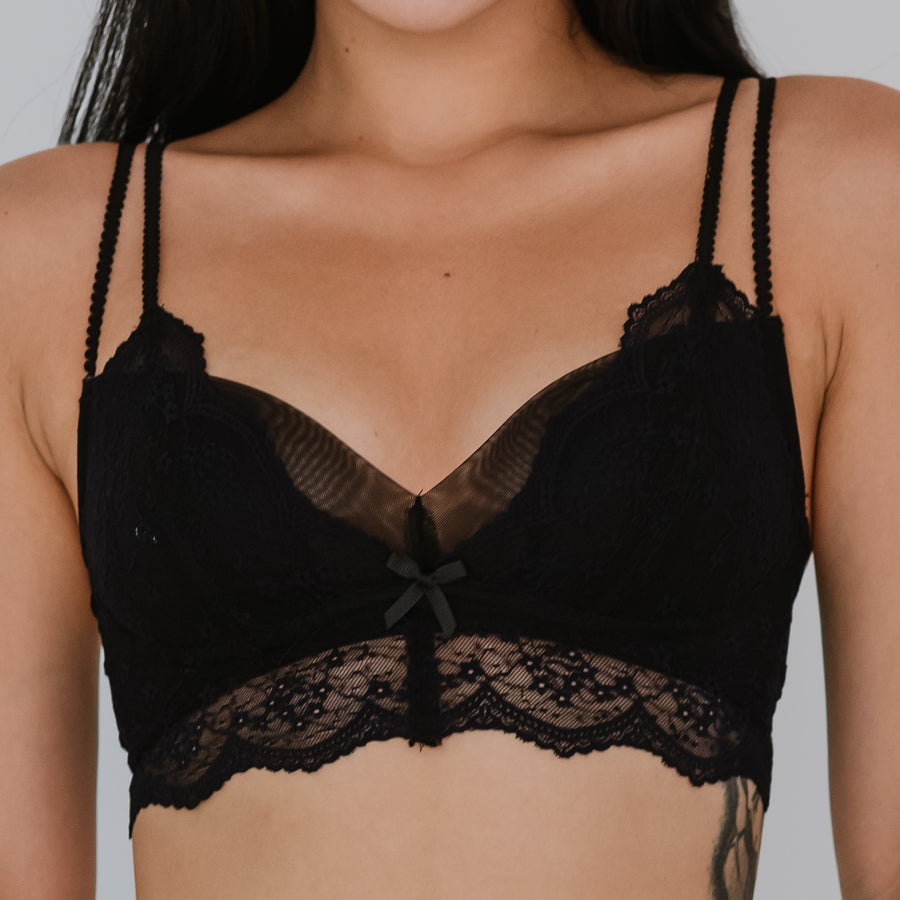Dainty Daisy! Lace Unlined Wireless Bra in Black