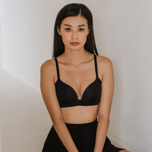 Oh-So-Smooth Essential Wireless Push Up Bra in Black