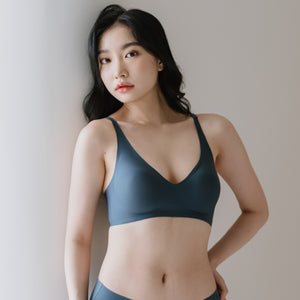 Air-ee Seamless Bra in Lush Teal - V-Neck (Signature Edition) *Limited Edition*