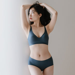 Air-ee Seamless Bra in Lush Teal - V-Neck (Signature Edition) *Limited Edition*