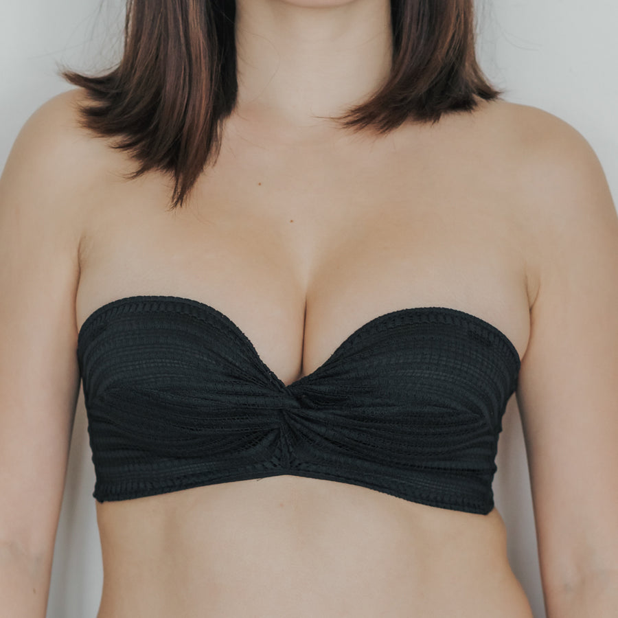 Twisted Knot! Non-Slip Strapless Push Up Bra in Black (Size XL only)