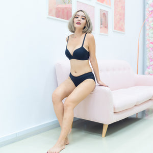 Oh-So-Smooth Essential Wireless Push Up Bra in Black