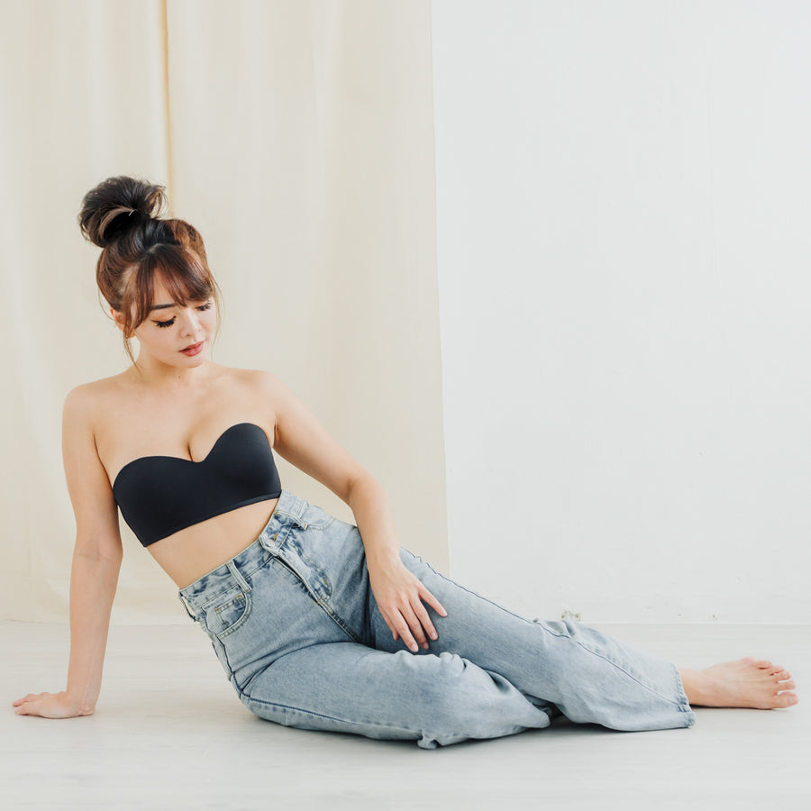 LIVE FREE! Lightly-Lined 100% Non-Slip Strapless Wireless Bra in Black