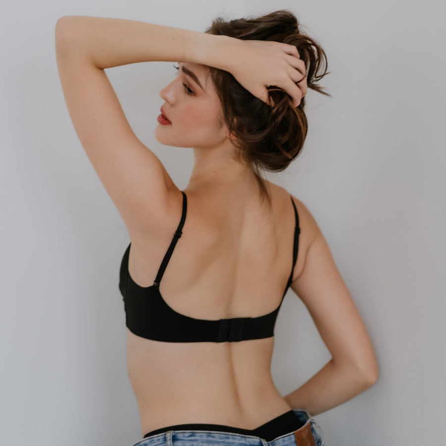 Jell-ee Deep-V U-Back Wireless Bra in Black (Signature Edition)