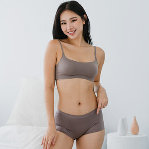 Jell-ee Scoop Neck Pull-over U-Back Wireless Bra in Desert Taupe (Signature Edition)