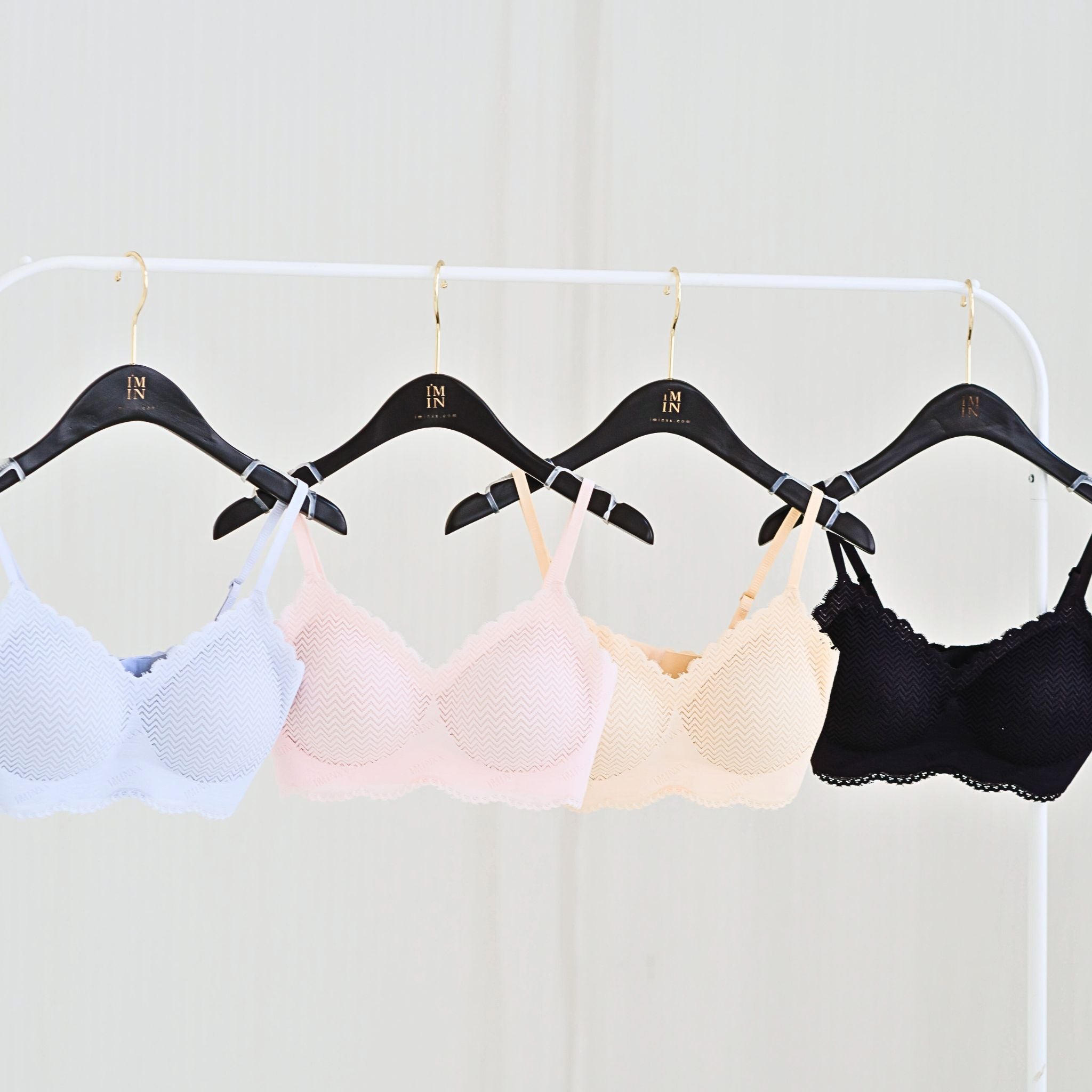 The No.1 Comfiest Lace EVER — air-ee Lace Seamless Bra (Signature Edition)