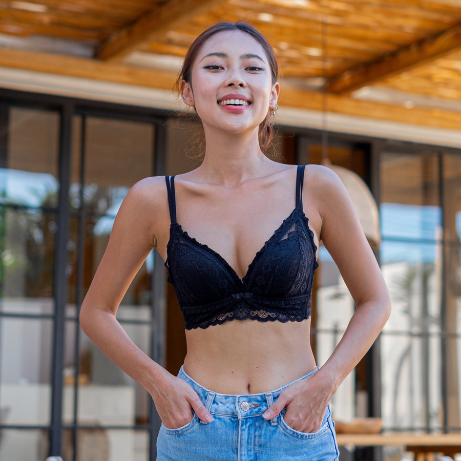 Oh-So-Smooth Essential Wireless Push Up Bra