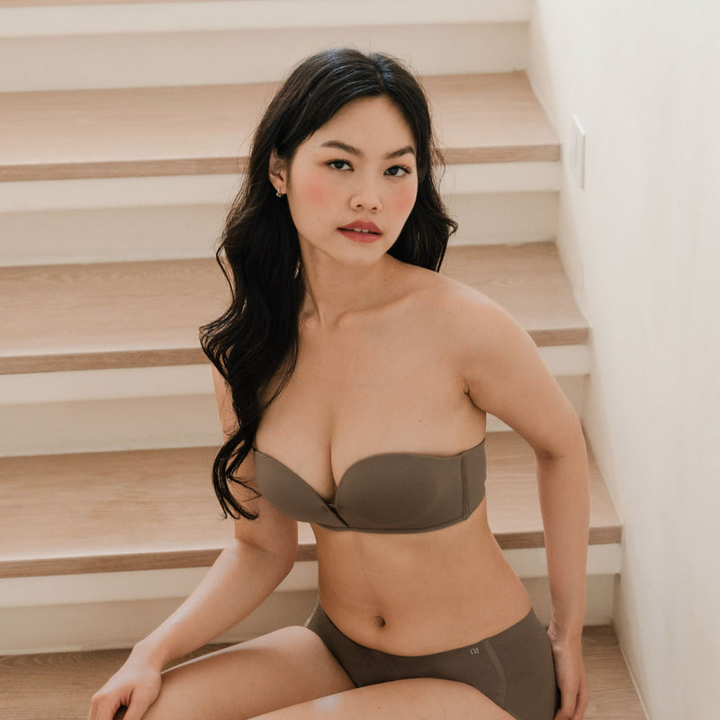 LIFT IT UP! V2.0 100% Non-Slip Super Push Up Strapless Wireless Bra
