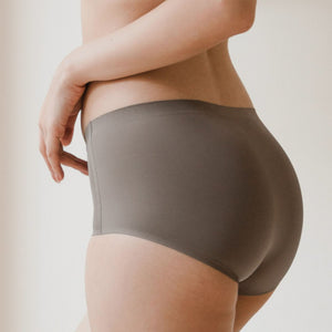 Premium Mid-Rise Seamless Butthugger in Hojicha