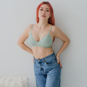 Lace Blossom! Lightly-Lined Bralette in Apple Mint