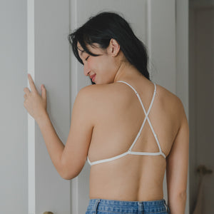 Serenity Muse! Front-Hook Lightly-Lined Bralette in Soft White