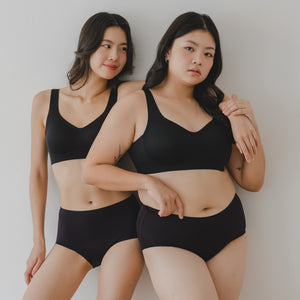 Hello Period! Overnight Seamless Mid-Rise Cheekie in Buttery Black