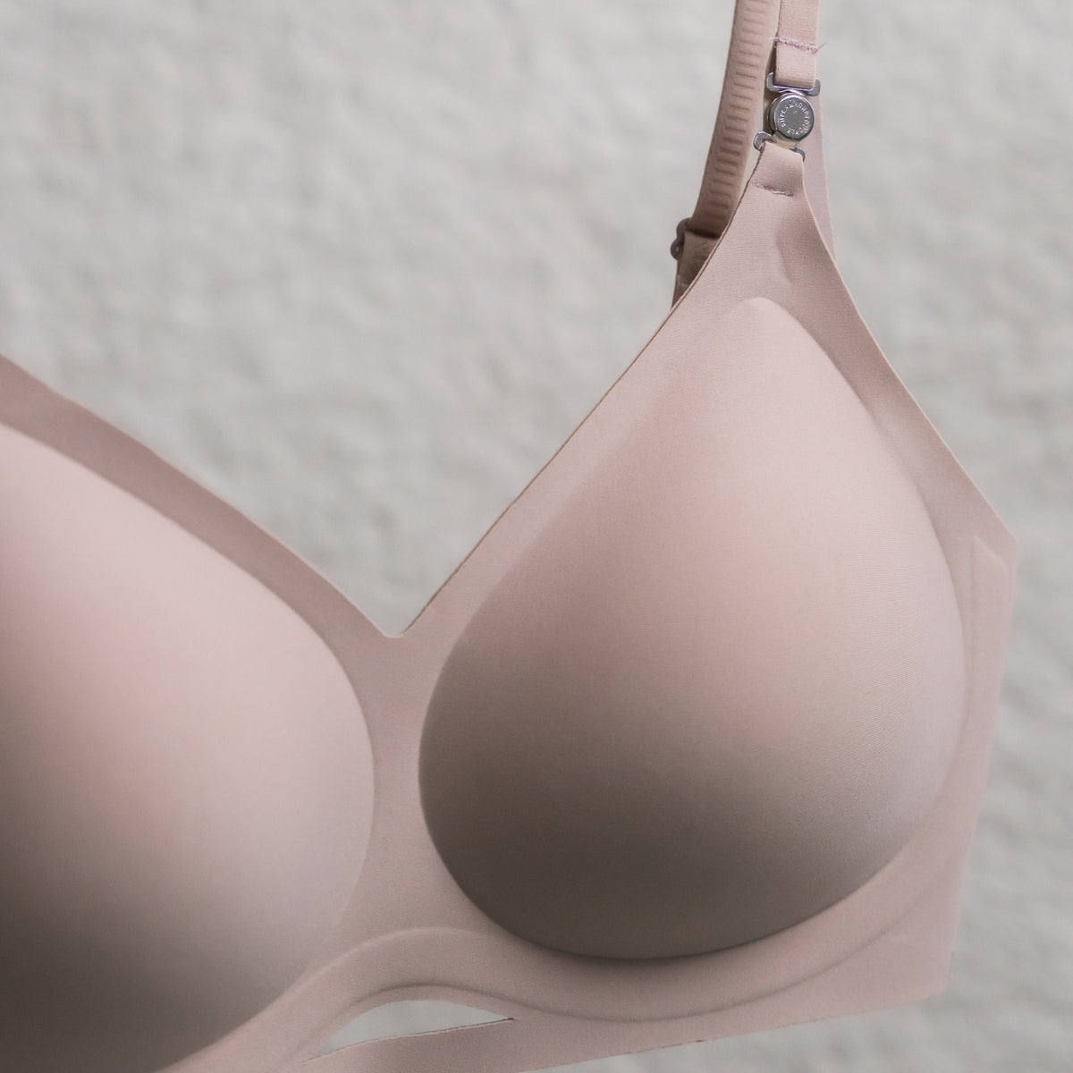 After Pregnancy:Nurse & Sculpt