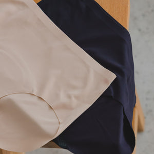 No-Camel-Toe SmoothGuard Seamless Mid-Rise Cheekie in Buttery Milk Tea