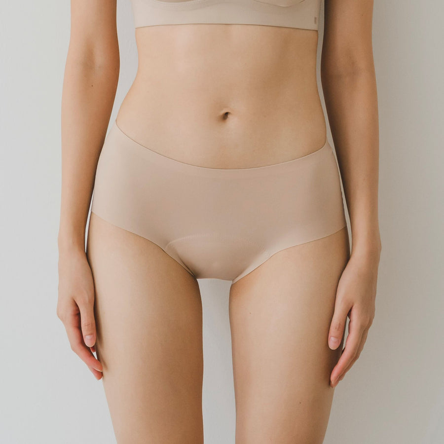 No-Camel-Toe SmoothGuard Seamless Mid-Rise Cheekie in Buttery Milk Tea