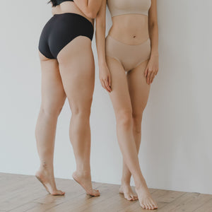 No-Camel-Toe SmoothGuard Seamless Mid-Rise Cheekie in Buttery Milk Tea