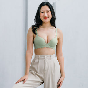 Perk Me Up! Smooth Weave Seamless Super Push Up Wireless Bra in Matcha Latte