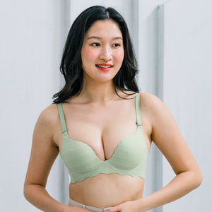 Perk Me Up! Smooth Weave Seamless Super Push Up Wireless Bra in Matcha Latte