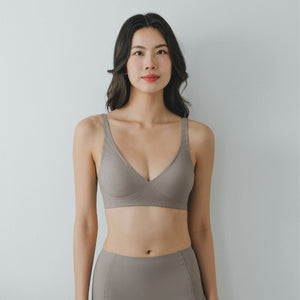 Forme V-plunge Wireless Seamless Bra (Machine Wash Edition) in Storm Mocha