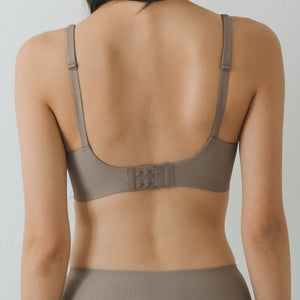 Forme V-plunge Wireless Seamless Bra (Machine Wash Edition) in Storm Mocha