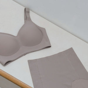 Forme+ Set in Storm Mocha