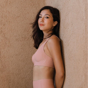 Forme V-plunge Wireless Seamless Bra (Machine Wash Edition) in Rosy Peach