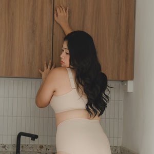 Forme+ V-plunge Wireless Seamless Bra (Machine Wash Edition) in Barely Nude