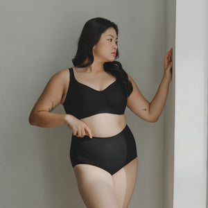 Forme Set in Black