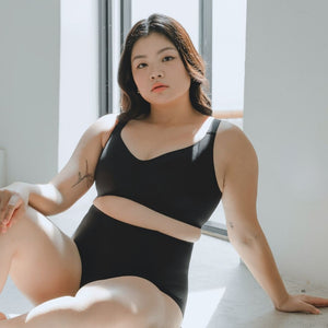 Forme Set in Black