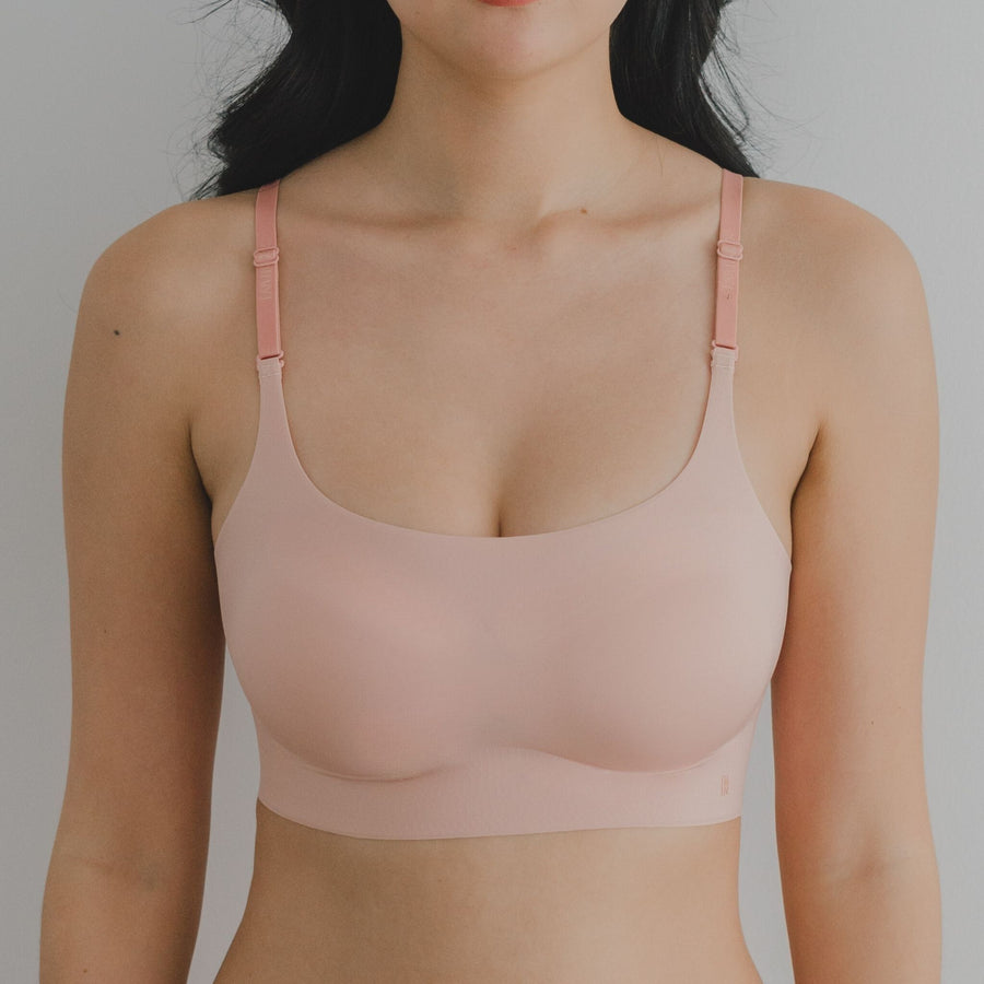 air-ee Scoop Neck Seamless Pullover Bra (Signature Edition) in Baby Pink
