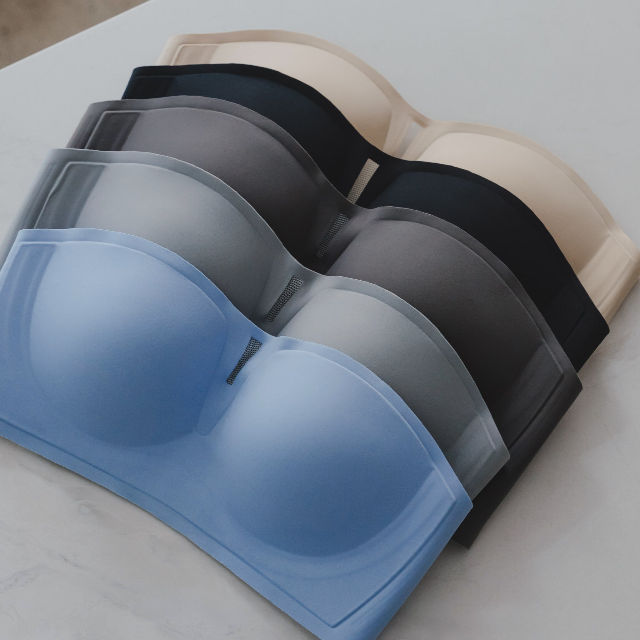air-ee Anti-Slip Seamless Strapless Bra (Machine Wash Edition)