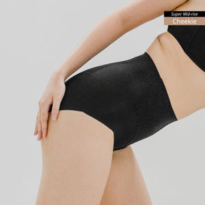 air-Shaper! No-Wedgie Super Mid-Rise Seamless Cheekie (Medium Compression) in Black