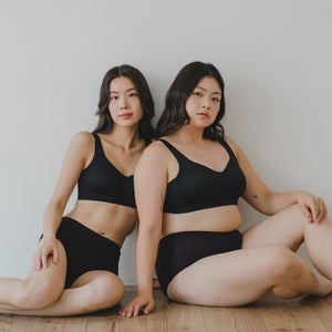 Air-ee Seamless Bra in Black - Thick Straps (Signature Edition)