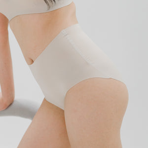 air-ee No-Wedgie Super High-Rise Seamless Cheekie (Signature Edition) in Almond Nude