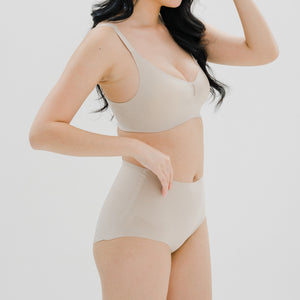 air-ee No-Wedgie Super High-Rise Seamless Cheekie (Signature Edition) in Almond Nude