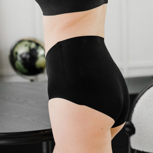 air-ee No-Wedgie Super High-Rise Seamless Cheekie (Signature Edition) in Black