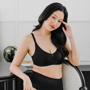 air-ee V-Sculpt Seamless Bra (Machine Wash Edition) in Black