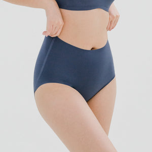 air-ee No-Wedgie Super High-Rise Seamless Cheekie (Signature Edition) in Creamy Moonlight (Limited Edition)