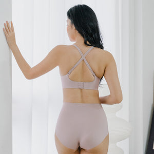 air-ee No-Wedgie Super High-Rise Seamless Cheekie (Signature Edition) in Creamy Sakura (Limited Edition)