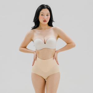 air-Shaper! No-Wedgie Super Mid-Rise Seamless Cheekie (Medium Compression) in Butter Nude