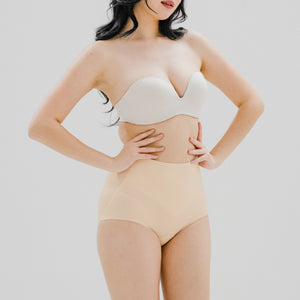 air-Shaper! No-Wedgie Super Mid-Rise Seamless Cheekie (Medium Compression) in Butter Nude