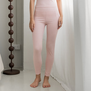 HeatHug! Thermal Long Pants in Winter Sakura