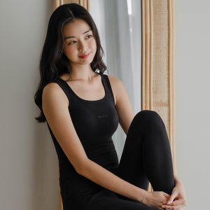 HeatHug! Thermal 2-in-1 Sleeveless with In-Built Bra Top in Black