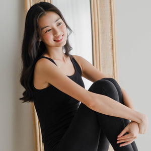 HeatHug! Thermal 2-in-1 Sleeveless with In-Built Bra Top in Black