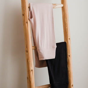 HeatHug! Thermal Long Pants in Black