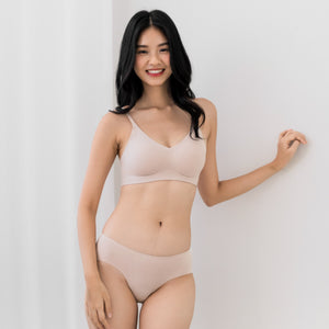 air-ee Cotton Seamless Bra in Creamy Latte (Machine Wash Edition)