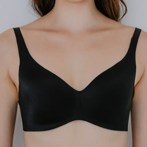 Lift-and-Shape! Full Coverage Lifting Wireless Bra in Matte Black